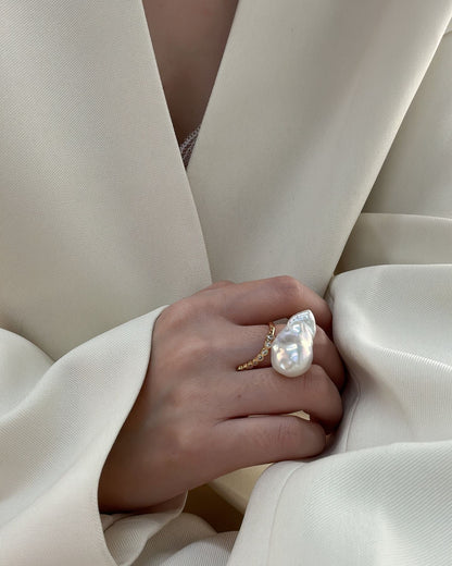 Baroque Pearl Ring